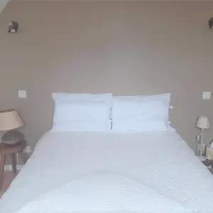 Dom & Ses D'hotes Séjour chez l'habitant Plouigneau